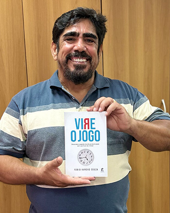 FOTOS LIVROS ENTREGUES01